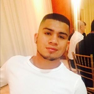 Meet your Posher, Ethan